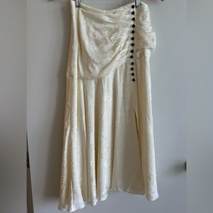 Cream silk midi skirt with side slit. Beautiful skirt, never worn.